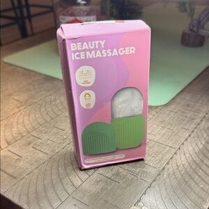 Beauty Ice Massager - Pink and Green